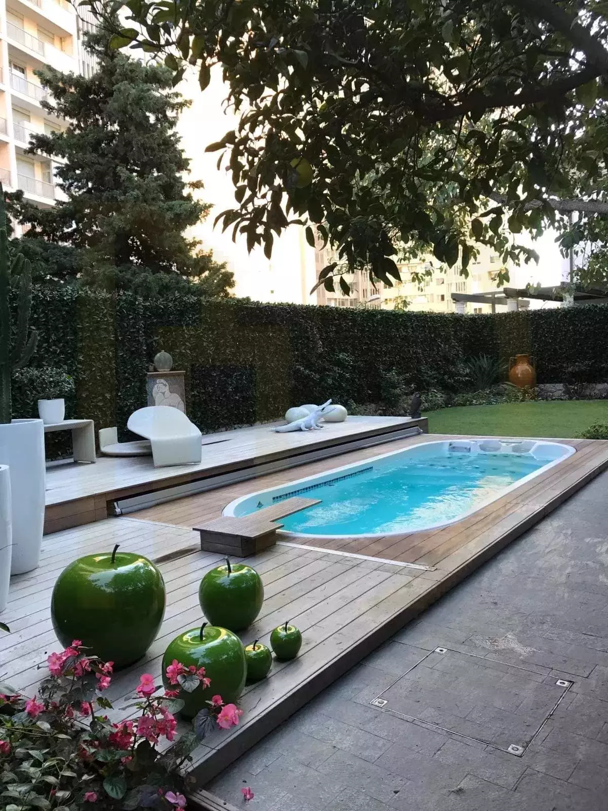 Pool area