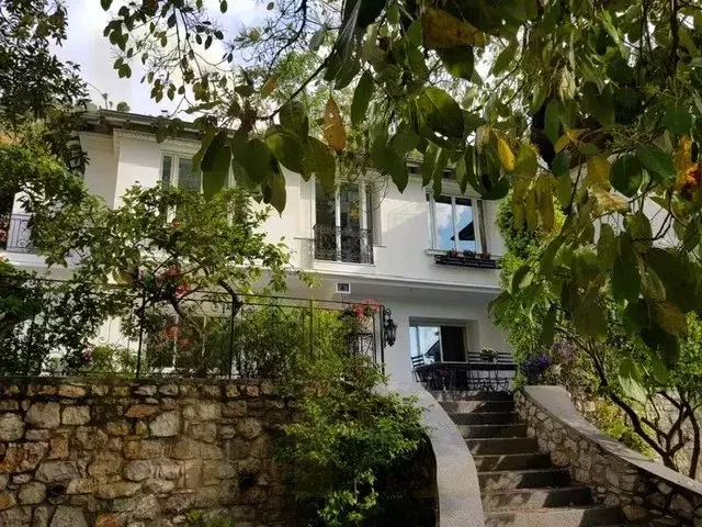 La Rousse Villa